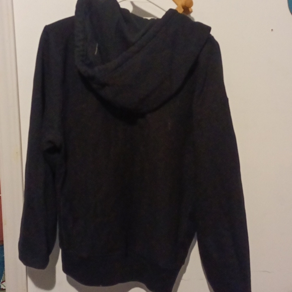 Champion - Picture 3 of 3